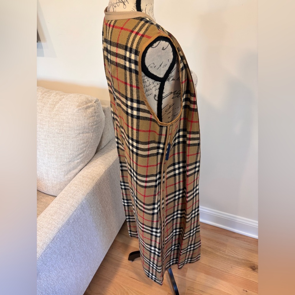 Vintage Burberry wool vest/coat liner in iconic Burberry check pattern - Picture 4 of 7